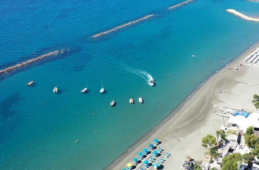 Beach Apartment'S Лимасол Экстерьер фото