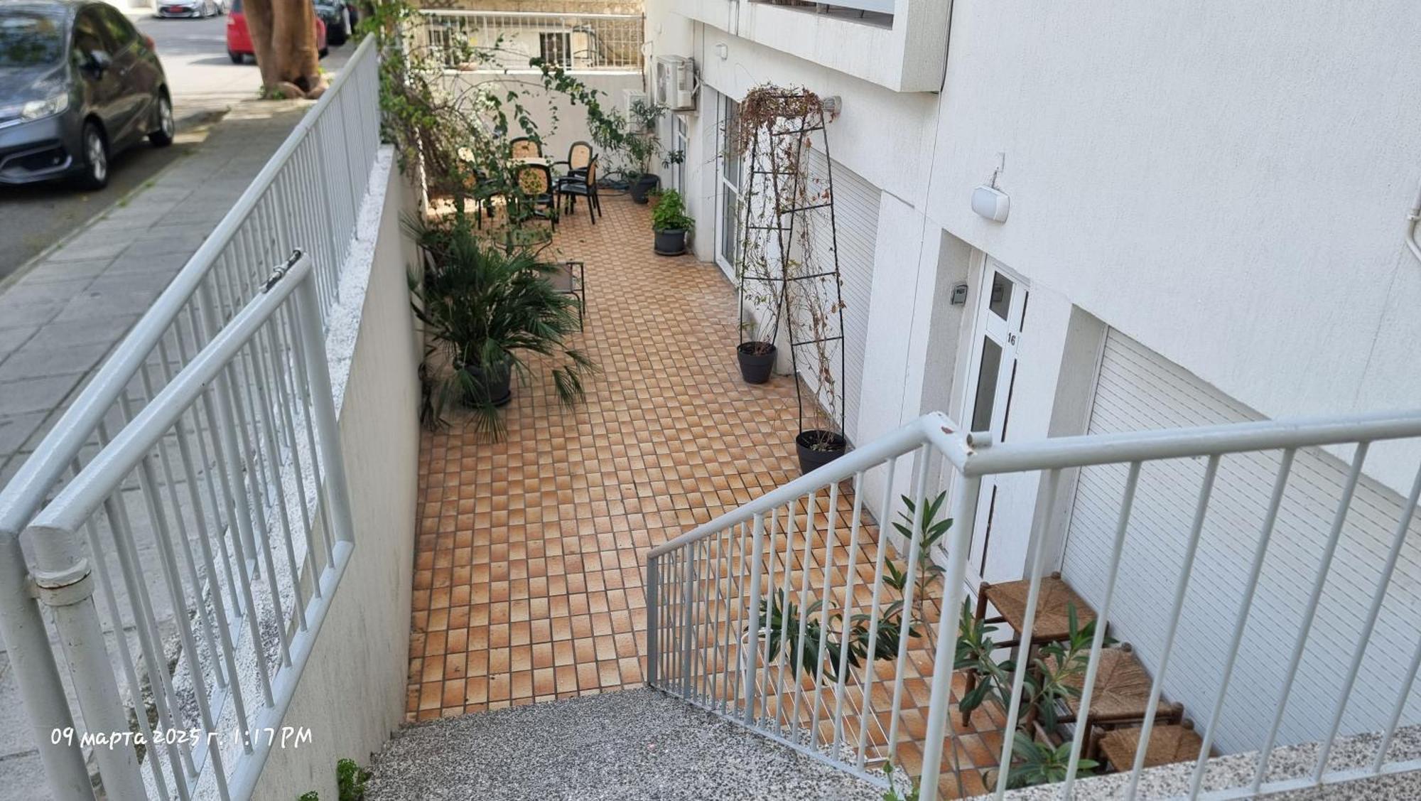 Beach Apartment'S Лимасол Экстерьер фото